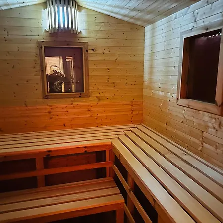 Lexury Sauna & Jacuzzi * Sarbinowo
