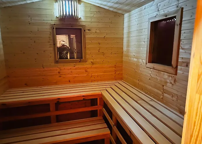 Lexury Sauna & Jacuzzi * Sarbinowo